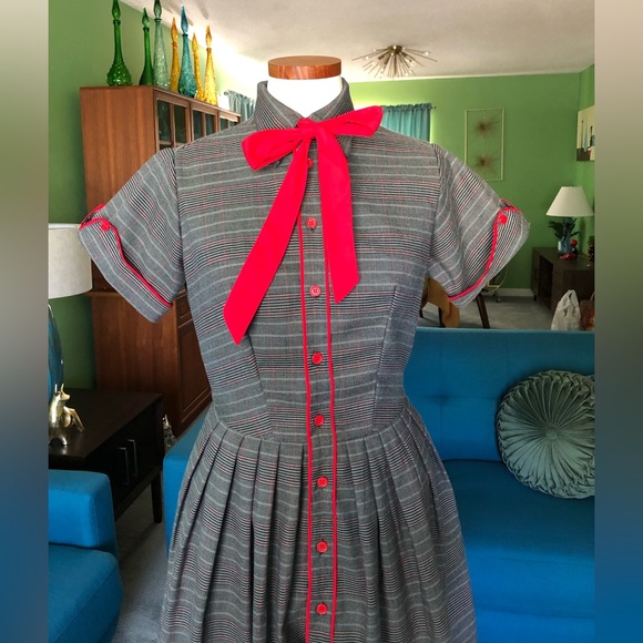 Tatyana- Tailor and Twirl Dress - Picture 2 of 12